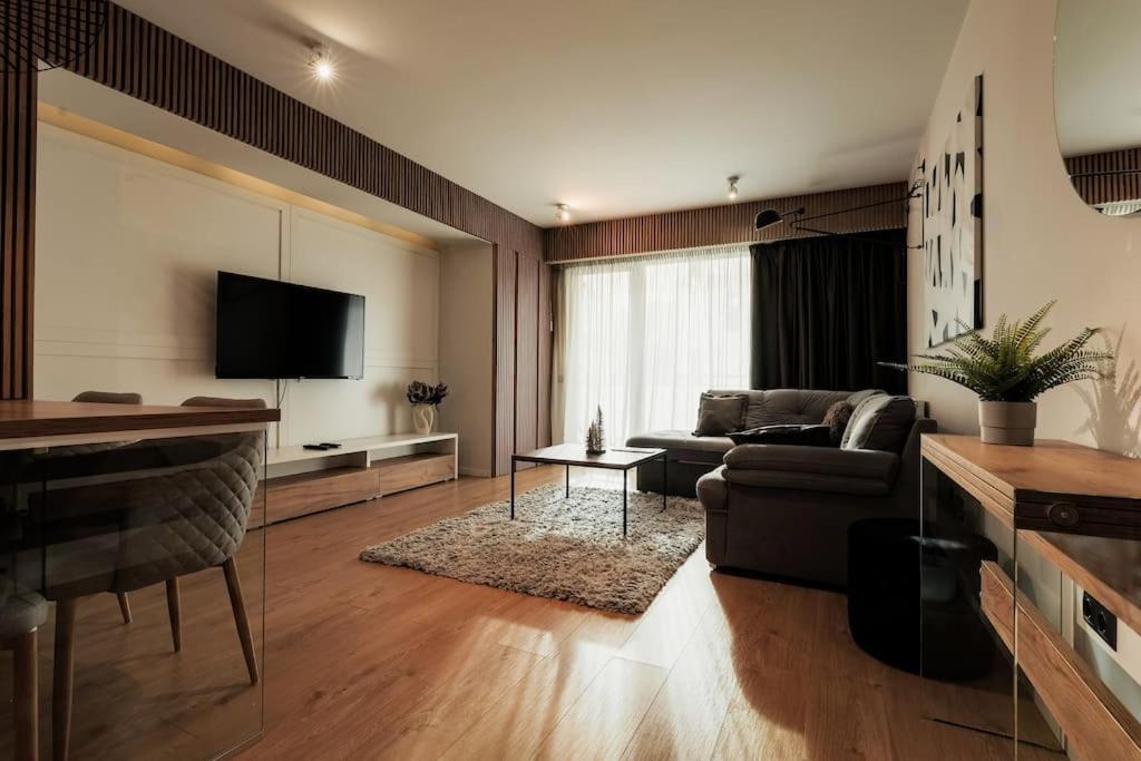 Nest Inn Magic Apartment Cluj-Napoca Exteriör bild